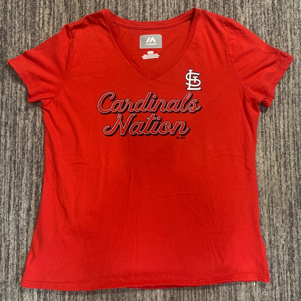 Majestic Cardinals Nation MLB Baseball Graphic Tee V Neck T-Shirt Large
